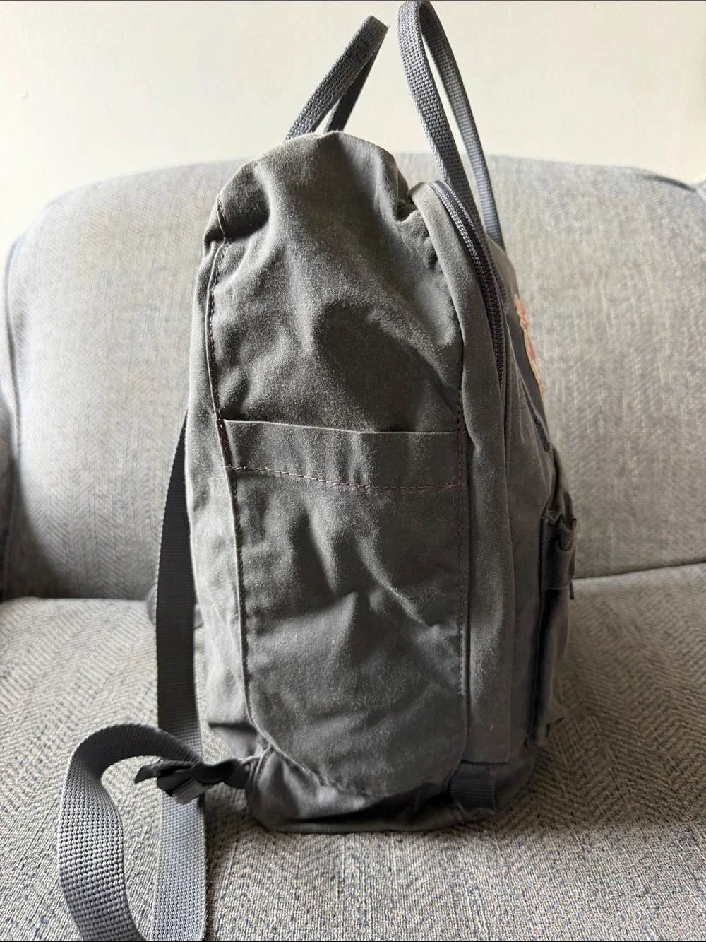 Fjallraven Kanken Frost Gray Backpack
